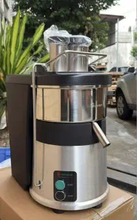 آب میوه گیری حرفه ای ۲خروجی وارداتی درجه یک