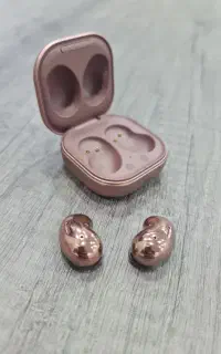هندزفری Galaxy buds