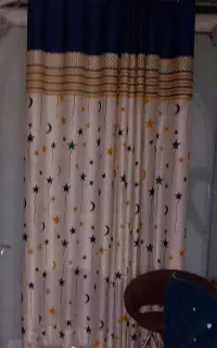 پرده پارچه ای طرح دار