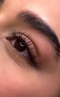 لیفت ابرو و مژه+لمینیت 980/کاشت اکستنشنی/قیمتاکپشن