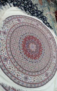 فرش گرد دستباف ابریشمی