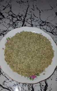 عدس بوجاری شده تازه