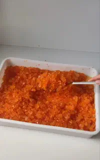 نبات دو آتشه خرد شده و آماده