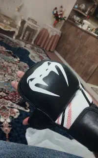 دستکش آیمَف(مبارزات اماتور ام ام ای)