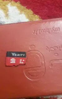 یک عددرم‌ گوشی ۸گیگ