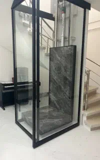 آسانسور وبالابر