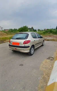 پژو ۲۰۶