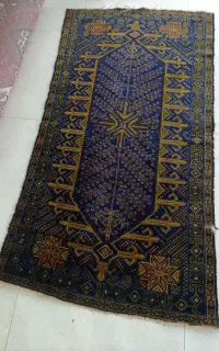قالیچه دستباف تزیینی