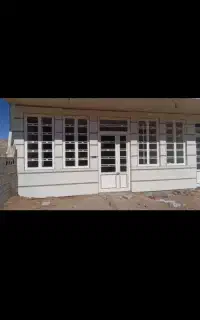 رنک کاری  درب پنجره ساختمان