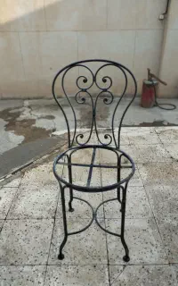 دو عدد صندلی