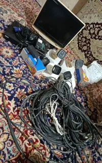 دوربین با تمامی تجهیزات
