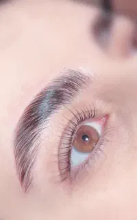 لیفت مژه و ابرو