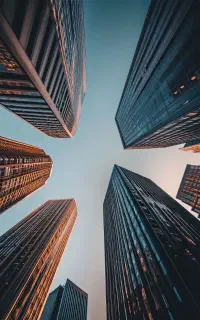 استخدام مشاور املاک در خیابان معلم