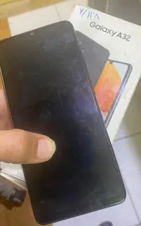 A32 4g ال سی دی شکسته
