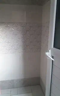 کاشی کار و سنگ کار