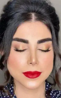 جذب مدل خوش چهره برای میکاپ رایگان