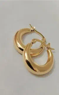 گوشواره حلقه ای و انگشتر چکشی