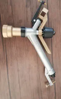 ابپاش ، رایزر