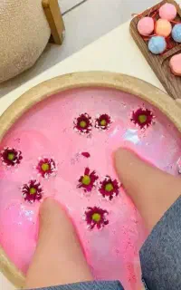 پدیکور و کف سابی حرفه ای پا و پارافین تراپی