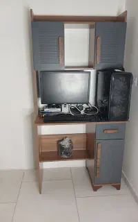 میز کامپیوتر