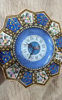 ساعت دیواری میناکاری شده