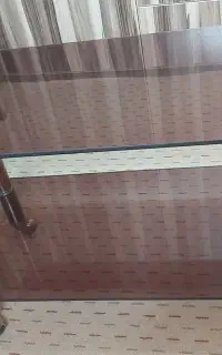 میز تلویزیون شیشه ای
