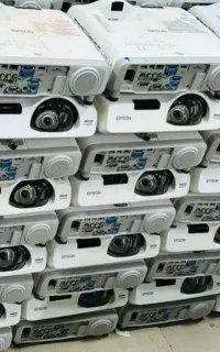 فروشگاه تخصصی ویدئو پروژکتور آموزشی