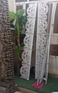 کتیبه و چوب پرده