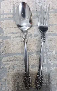 قاشق چنگال با تم نوستالژی
