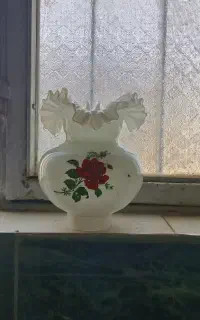 شیشه(چمری) چراغ خواب قدیمی. سه پایه قدیمی