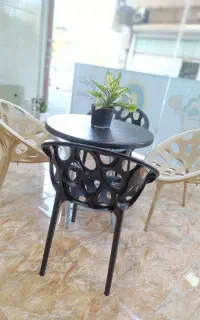 میز و صندلی