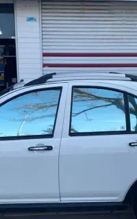 نصب تخصصی شیشه دودی و سلفون چراغ