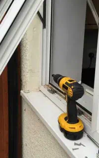 تعمیرات در و پنجره دوجداره upvc