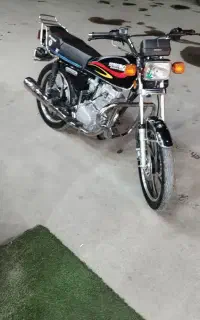 موتور ۲۰۰زمرد بشدت تمیز