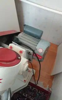 خمیرگیربفروش‌می‌رود