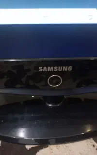 تلوزیون LCD