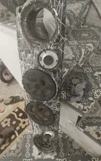 جای سه بعدی اسپیکر