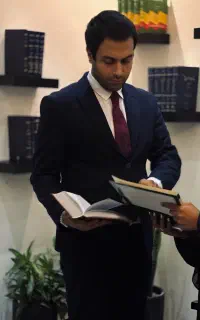 متخصص کیفری ، وکیل پایه یک دادگستری