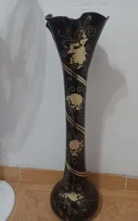 گلدان در حد نو
