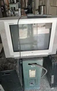 تی وی ۲۱