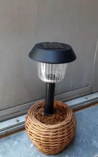 چراغ خورشیدی