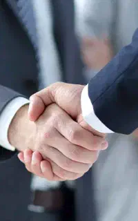 آماده همکاری