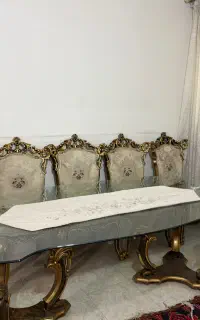مبلمان دست دوم نیازمند تعمیر