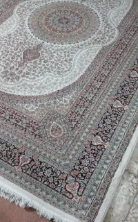 فرش ۶ متری درحد نو  خیلی سالم
