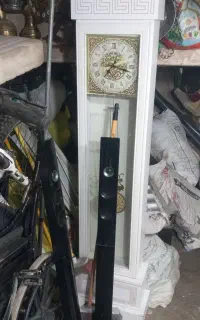 ساعت ایستاده سالم