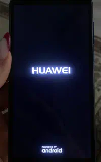 گوشی HUAWEI کاملا سالم