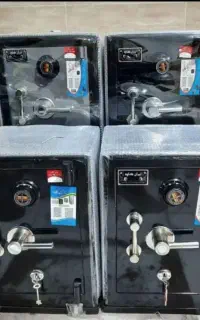 گاوصندوق مشکی 350kr
