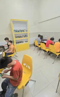 ثبت نام کلاسهای اندیشه خلاق (۳ تا ۱۳ سال)