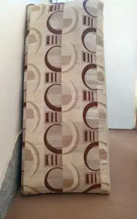 پشتی بزرگ و سالم. درحدنو