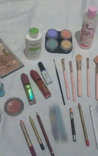 وسایل میکاپ اصل